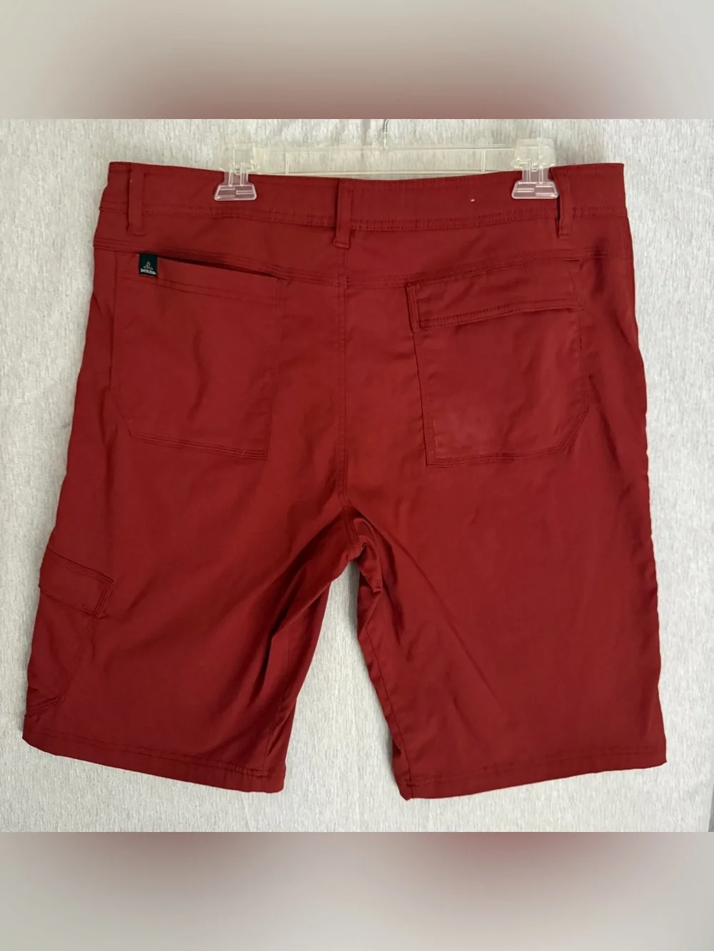 prAna Breathe Hiking Cargo Shorts Men’s Size 36 Brick-Red Casual Outdoor